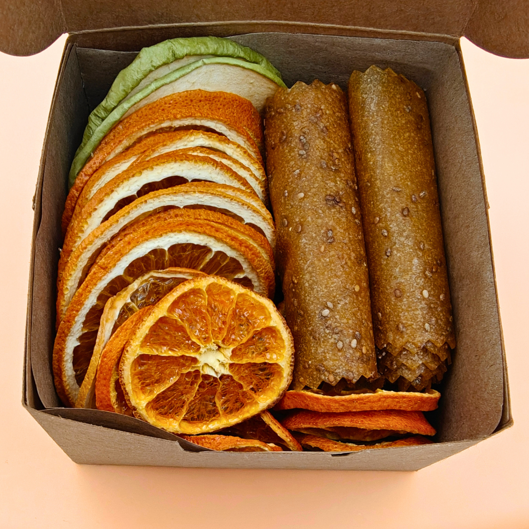 Gift Box with Two Pastila Rolls & Dried Fruit