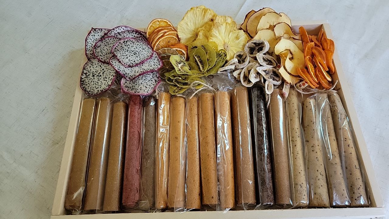 Sun-Kissed Deluxe – Fruit Pastila & Dried Fruit Box